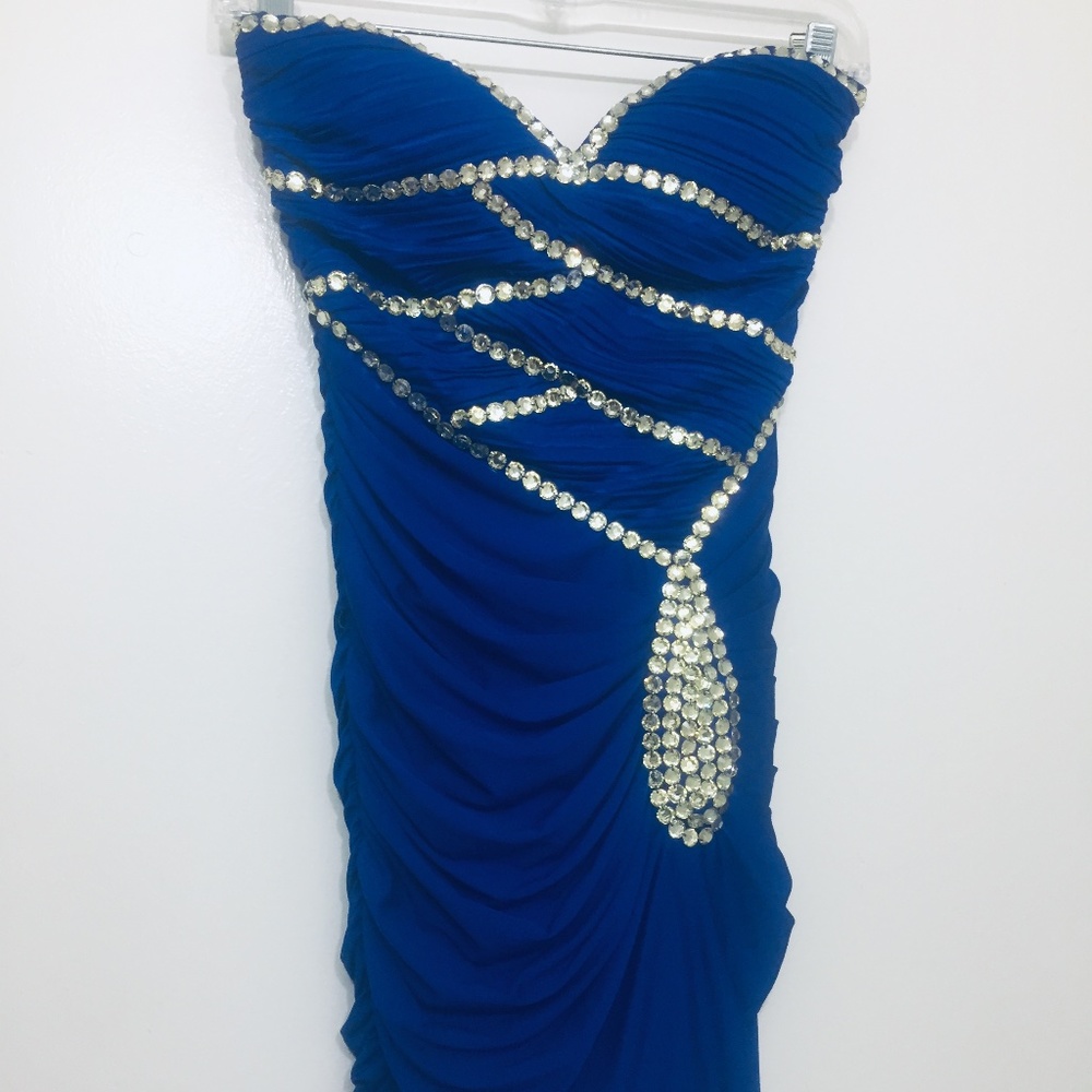 Formal dress with beads Royal blue